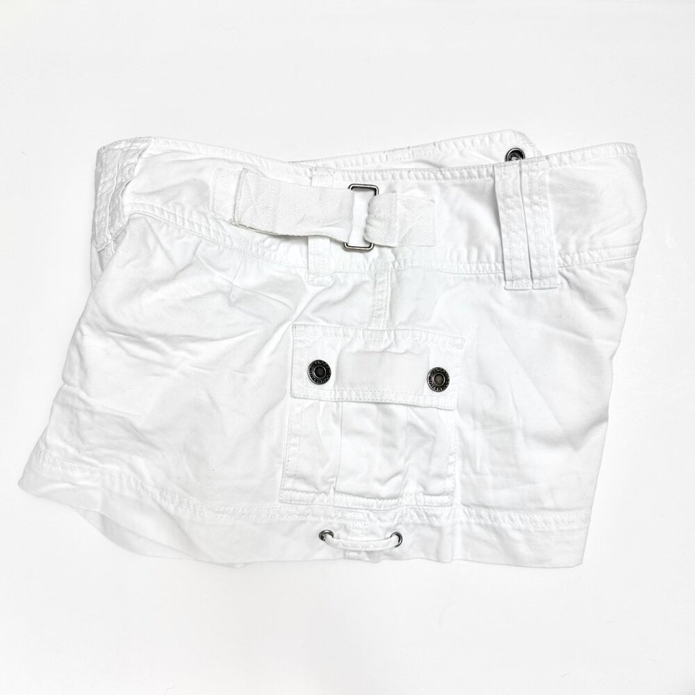 Jacob Skorts - Picture 4 of 5